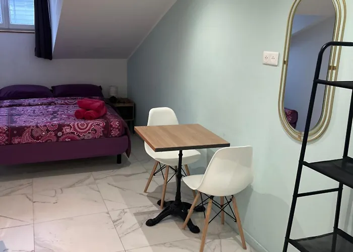Hotel Lyonnais
